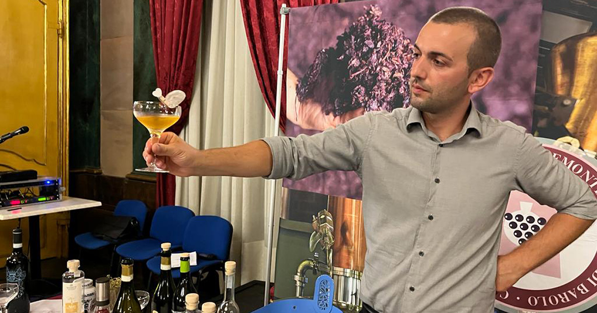 La Grappa nello Shaker della Douja