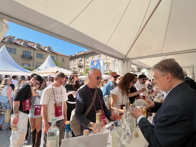 Vinum si conferma preziosa occasione d’incontro tra il Consorzio della grappa piemontese e gli appassionati